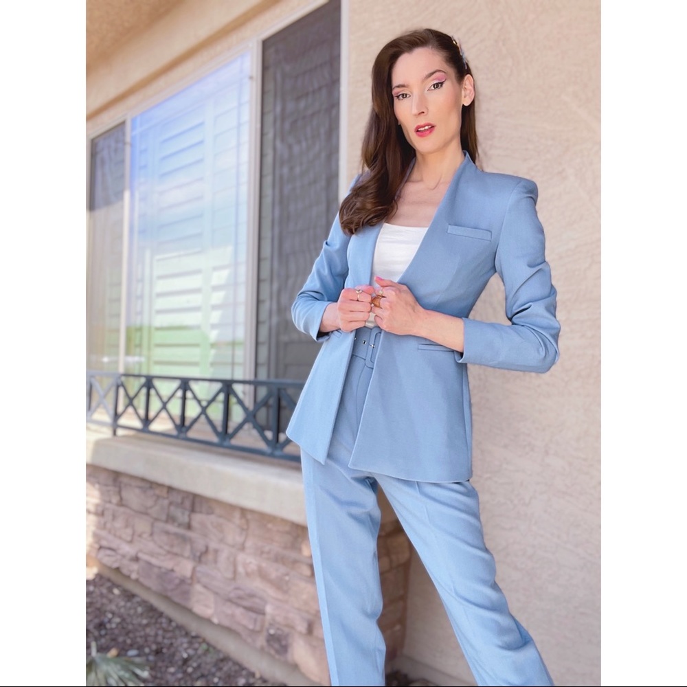 💙SOLD ZARA 2 PIECE ✨NWT✨ Powder Blue Pantsuit Lapeless Blazer & Belted Pants - Picture 2 of 9